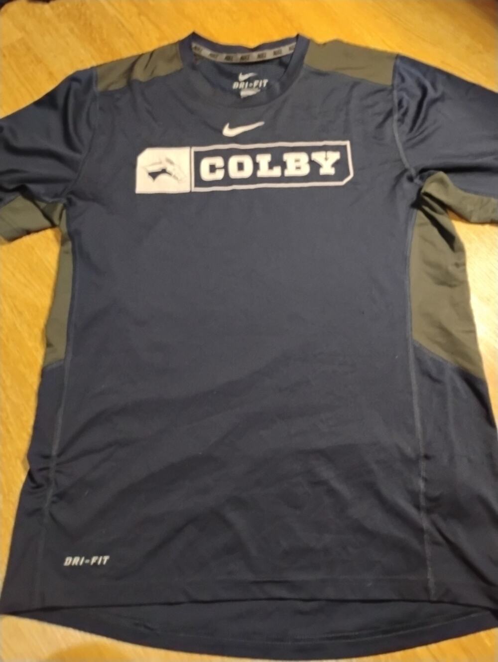 Nike Colby Logo Dri-FIT Hydroguard Short Sleeve T-Shirt Men's S